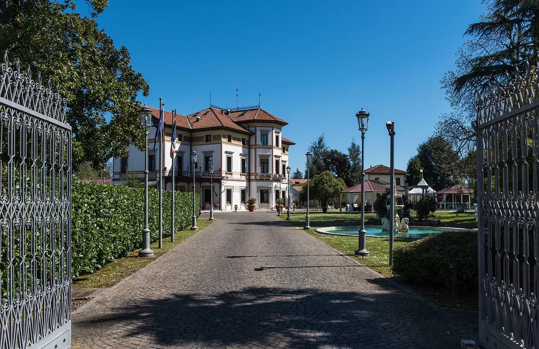 Hotel Villa Stucky-1